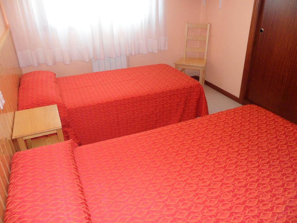 Hostal Alce Hotel Nigran Ngoại thất bức ảnh