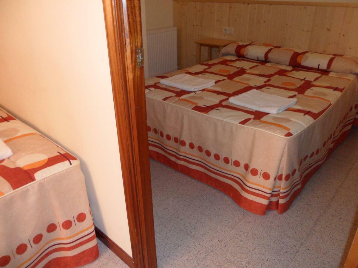 Hostal Alce Hotel Nigran Ngoại thất bức ảnh